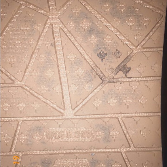 BOOTS - Picture 6 of 6